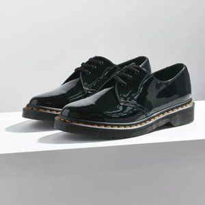 Dr. Martens Dupree Patent Leather 3-Eye Shoe Size 9 womens, 7 UK BNWOT